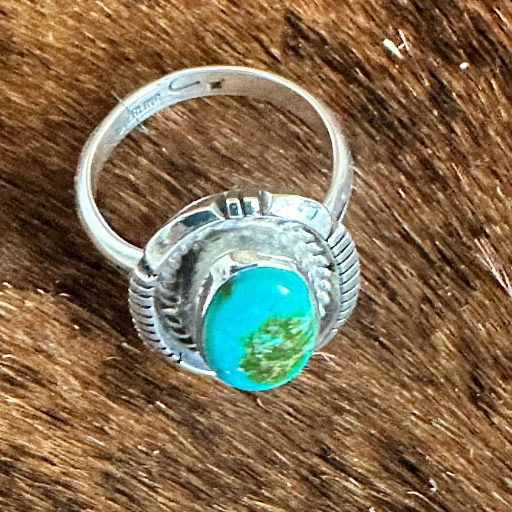 Sterling Silver and Turquoise Native Ring NWOT - Picture 2 of 15